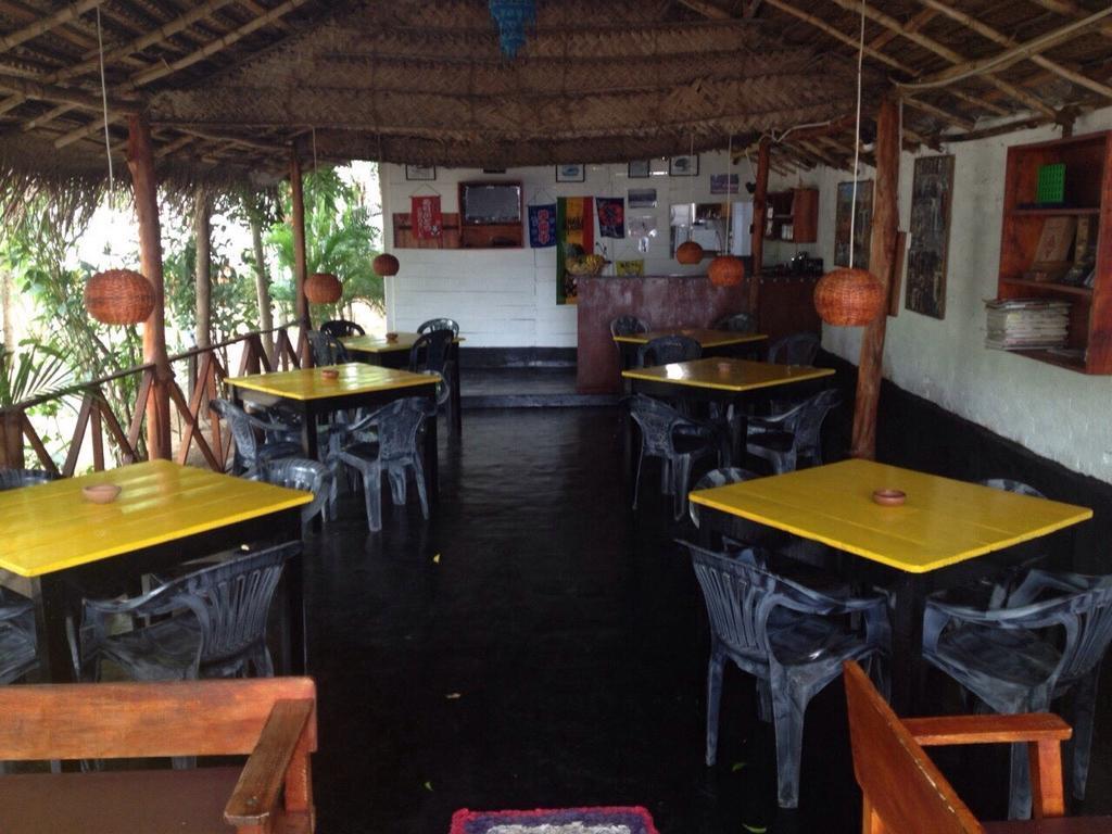Zimbay Guest House Arugam Bay Exterior foto